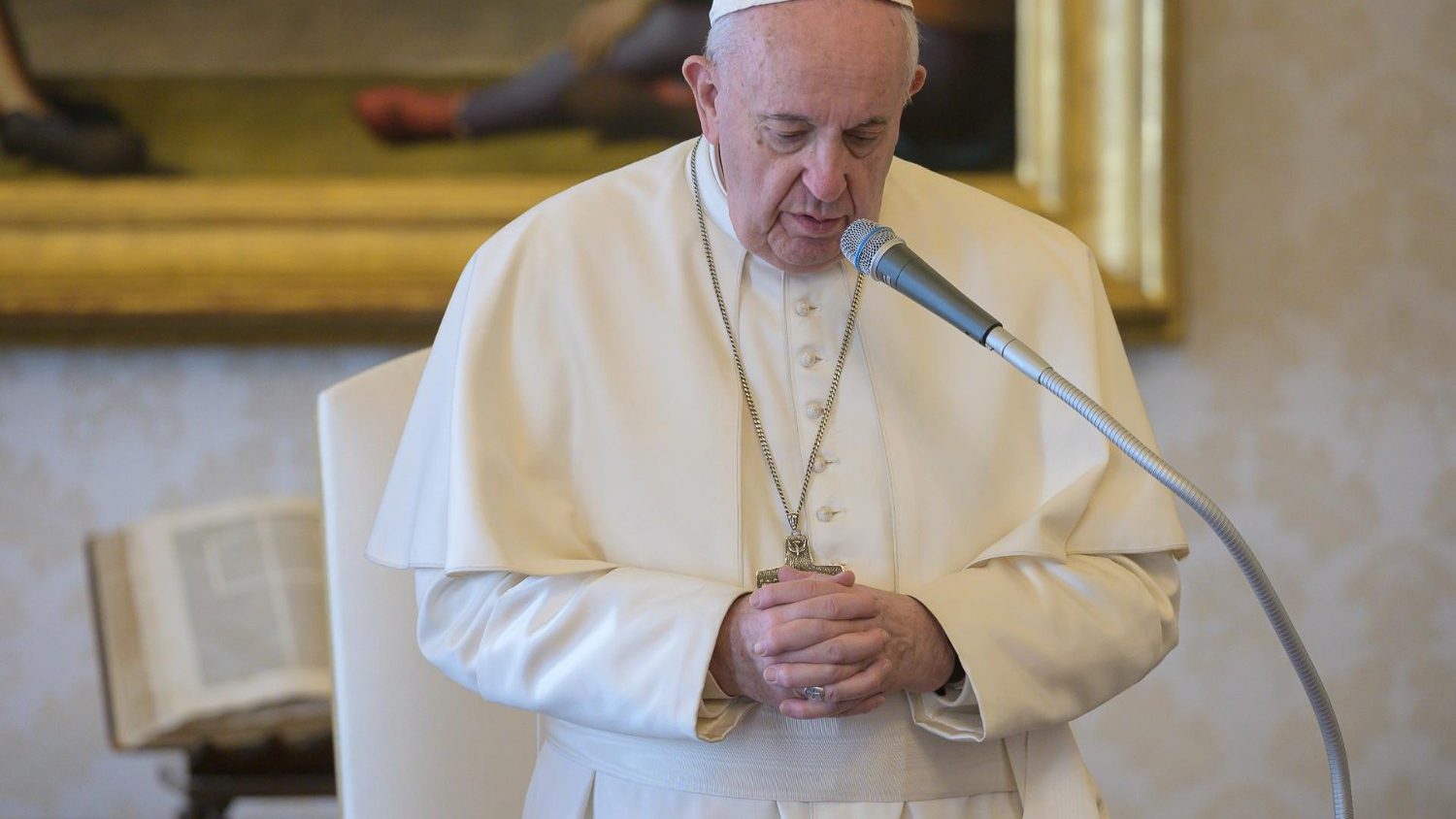في مقابلته العامة مع المؤمنين البابا فرنسيس يتحدث عن رذيلة الكبرياء