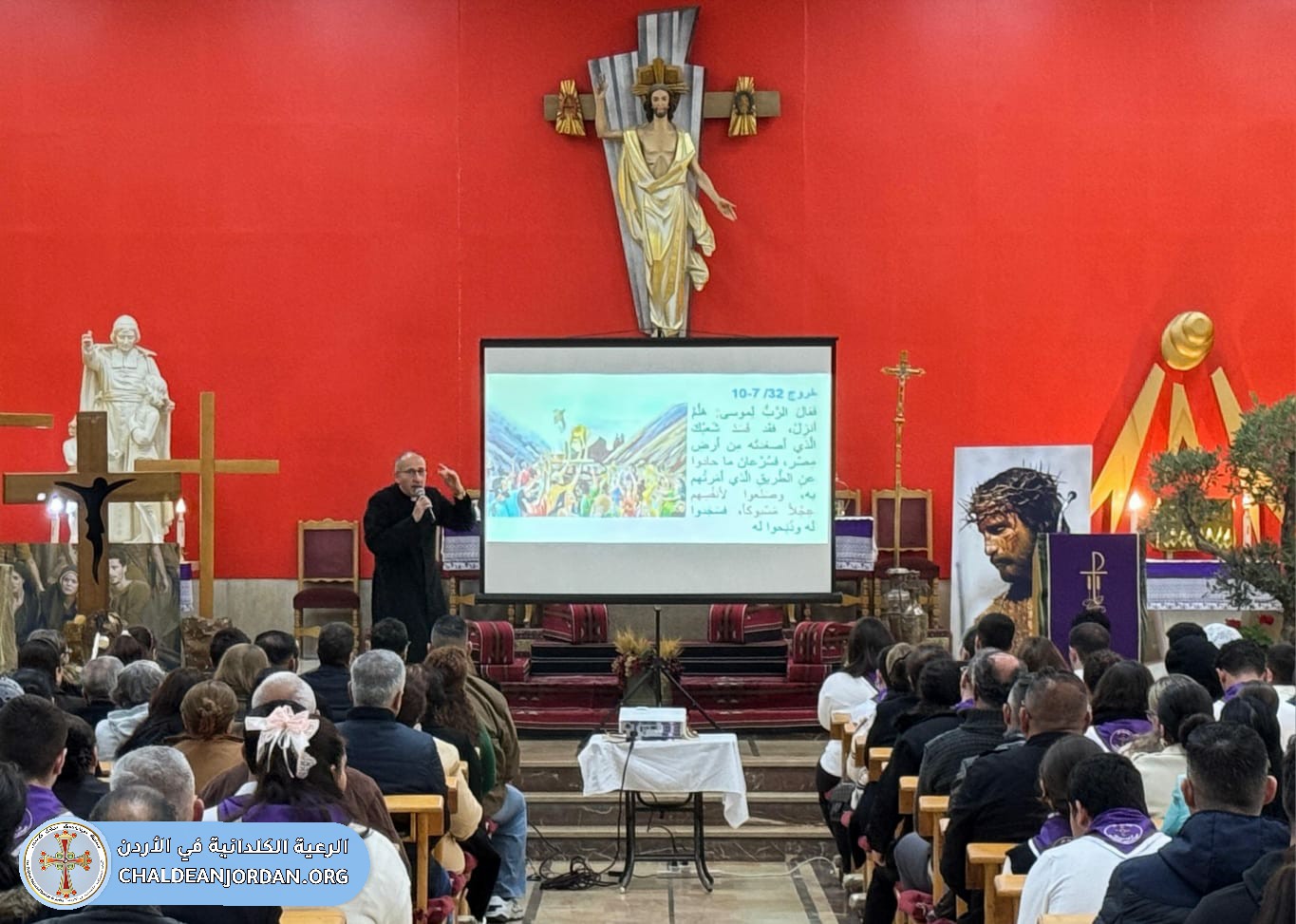 صور لرعيتنا الكلدانية في كنيسة الفرير- جبل الحسين للمحاضرة في سفر الخروج- من العبودية الى الحرية عقبها صلاة درب الصليب. الجمعة ٢٠٢٦/٣/٢٧